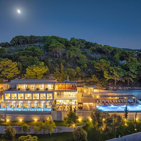 קרי Myzith Luxury Suites מראה חיצוני תמונה