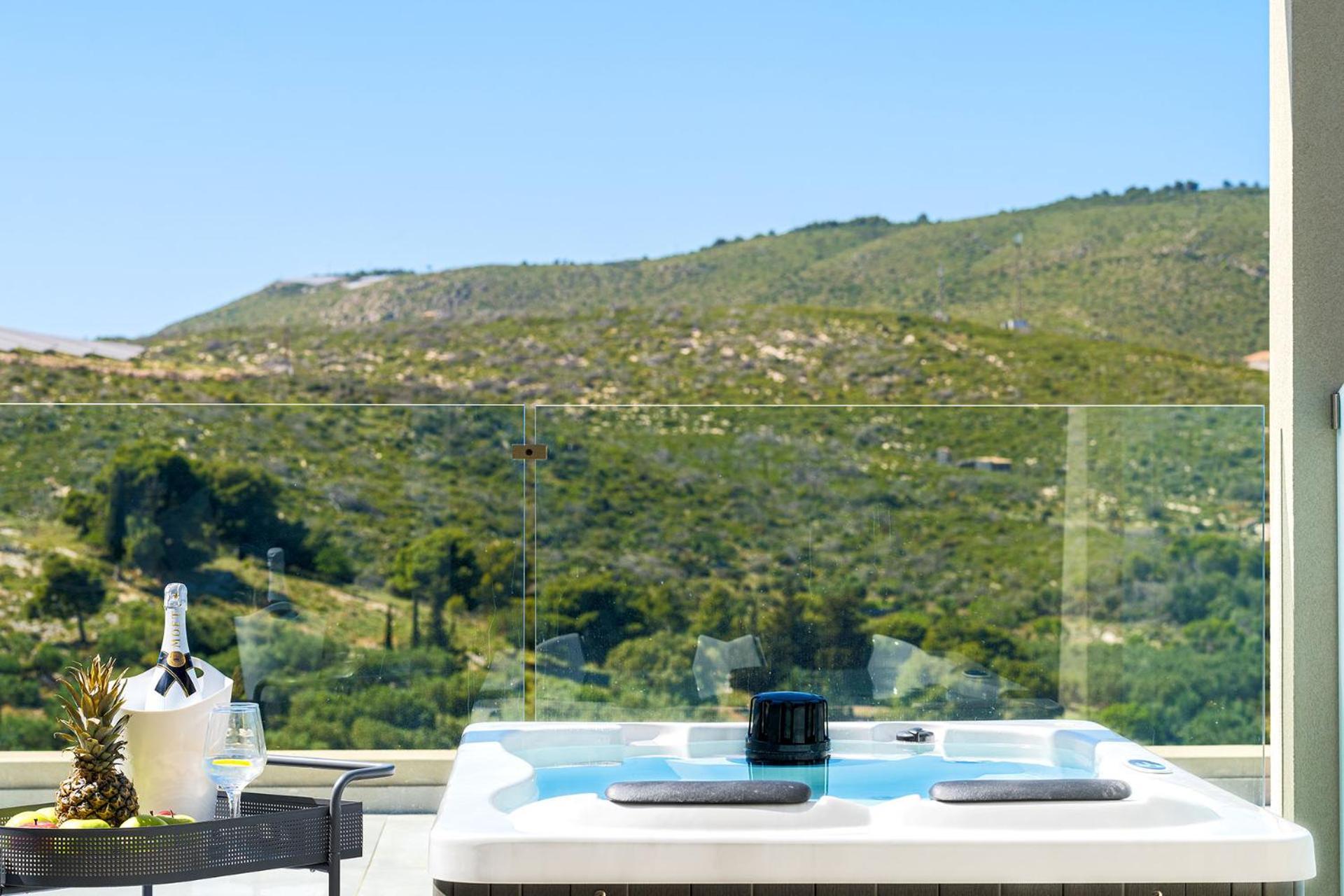 קרי Myzith Luxury Suites מראה חיצוני תמונה