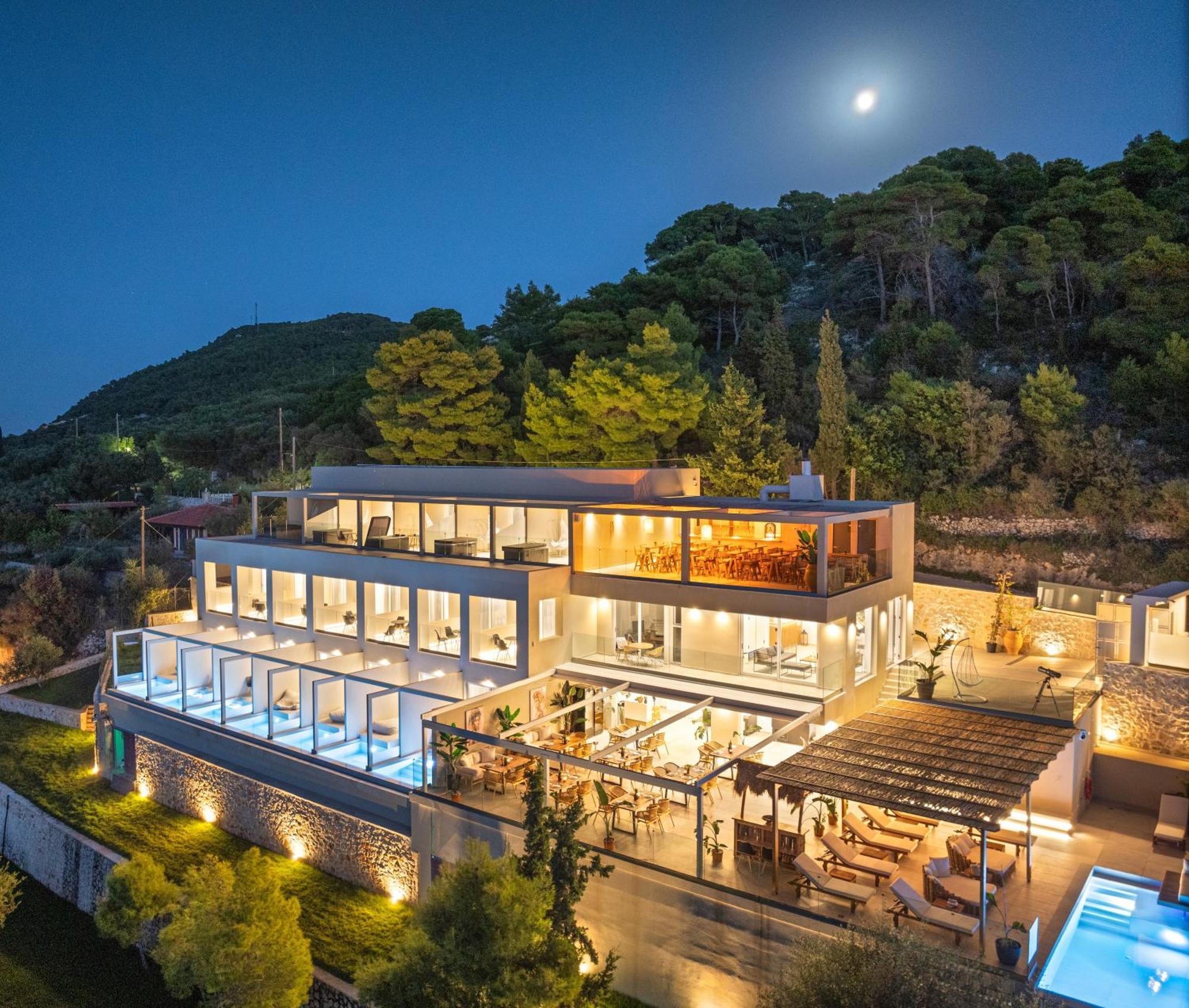 קרי Myzith Luxury Suites מראה חיצוני תמונה