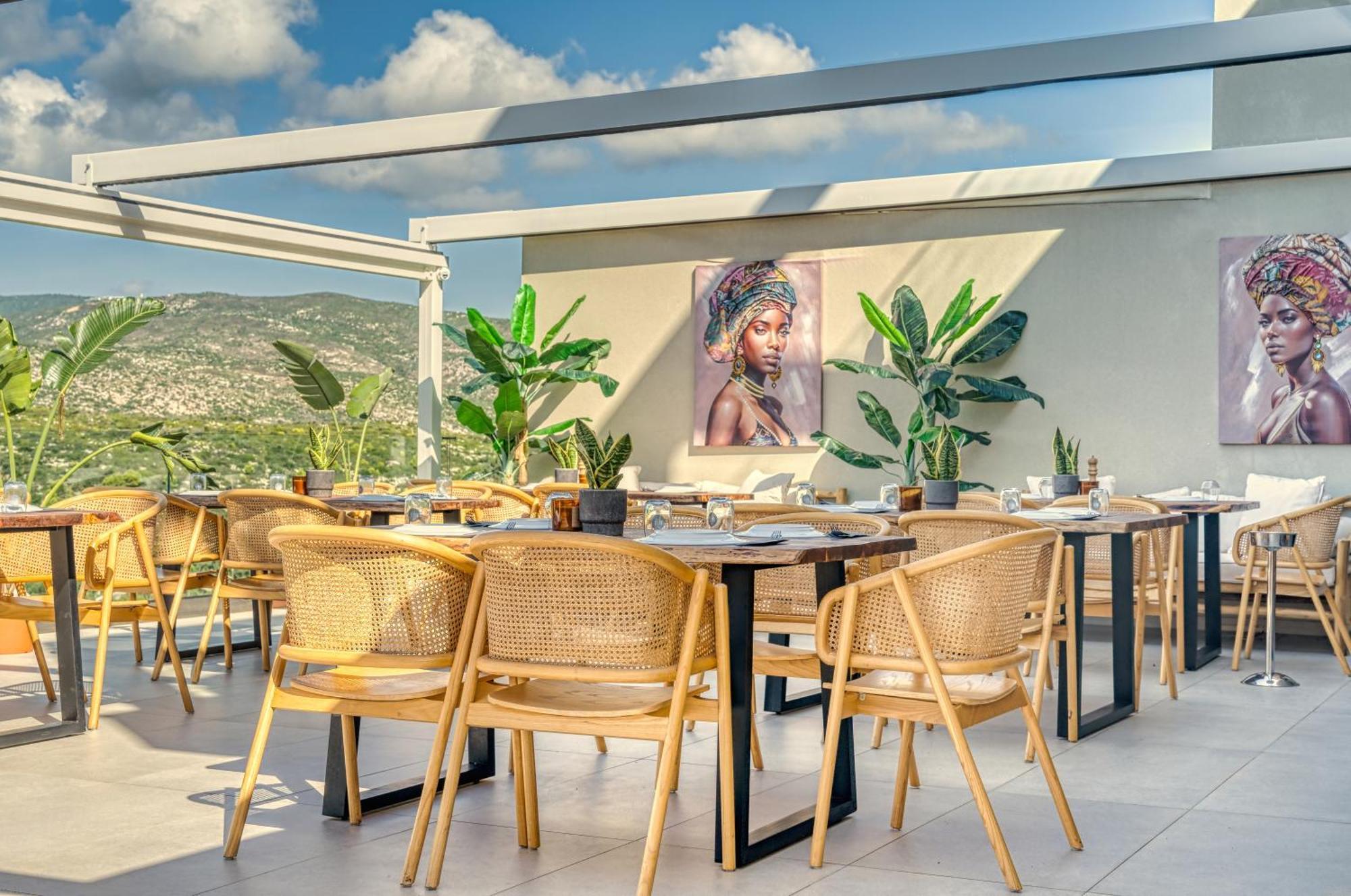 קרי Myzith Luxury Suites מראה חיצוני תמונה