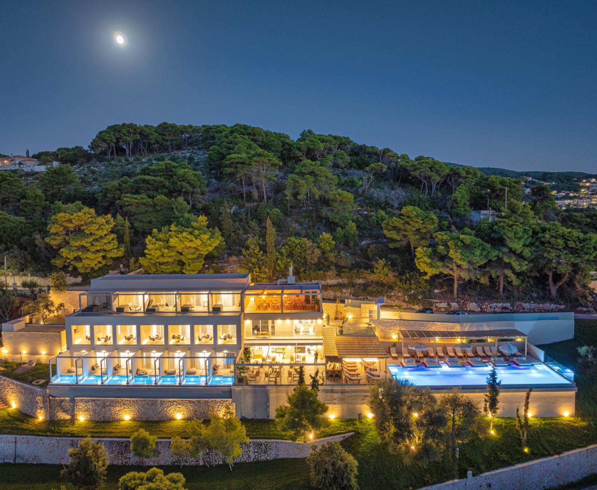 קרי Myzith Luxury Suites מראה חיצוני תמונה