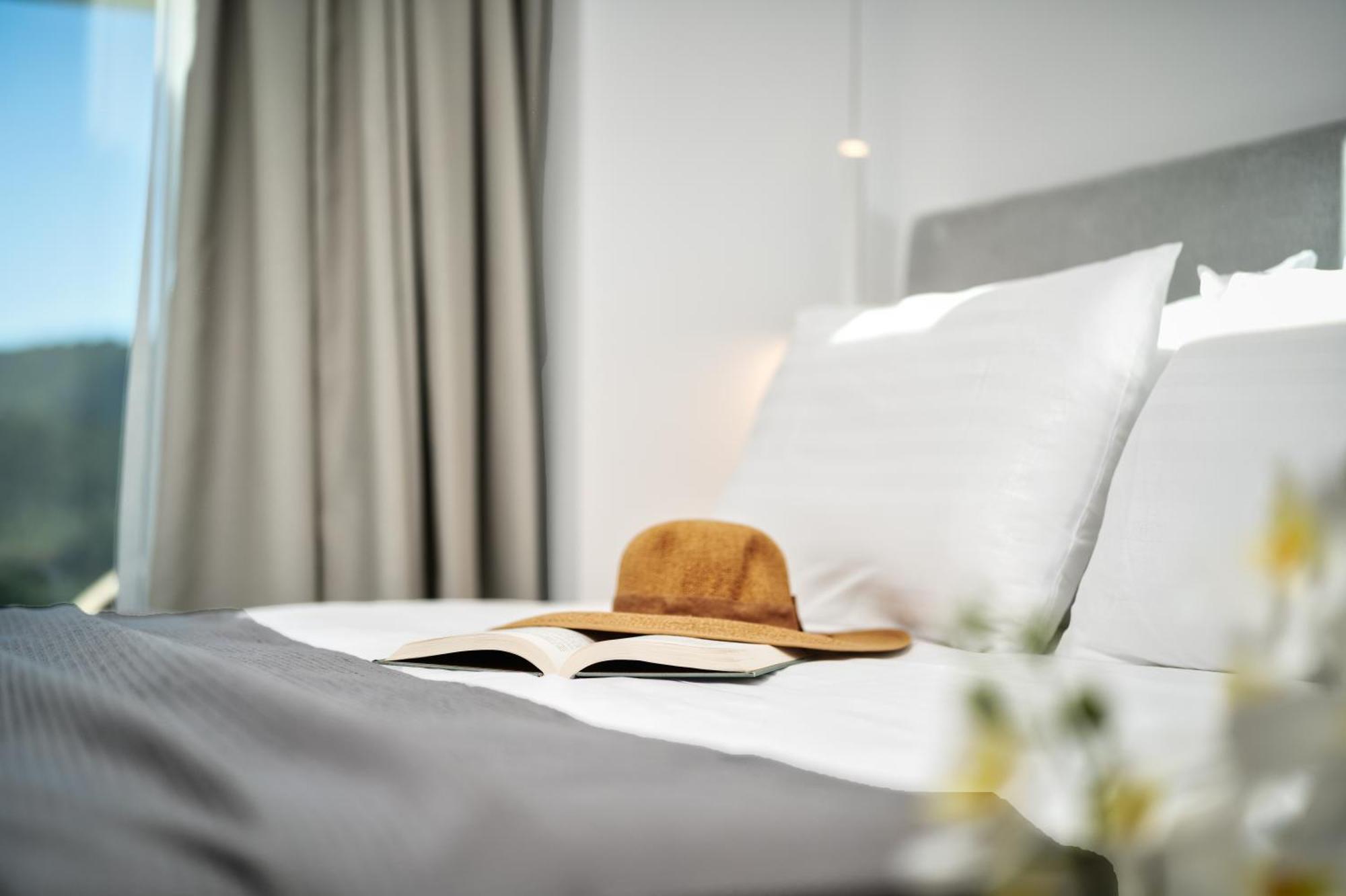 קרי Myzith Luxury Suites חדר תמונה