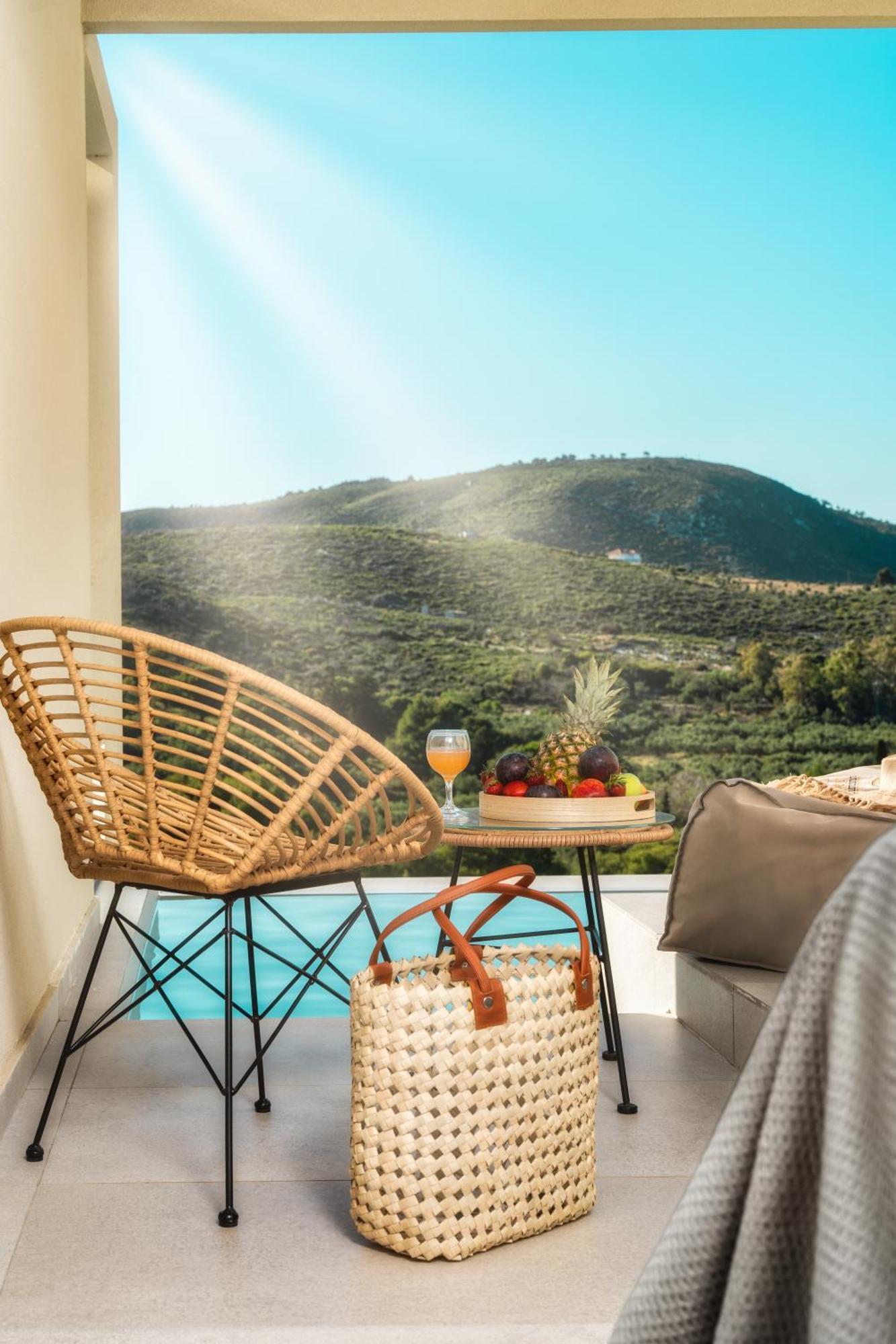 קרי Myzith Luxury Suites חדר תמונה